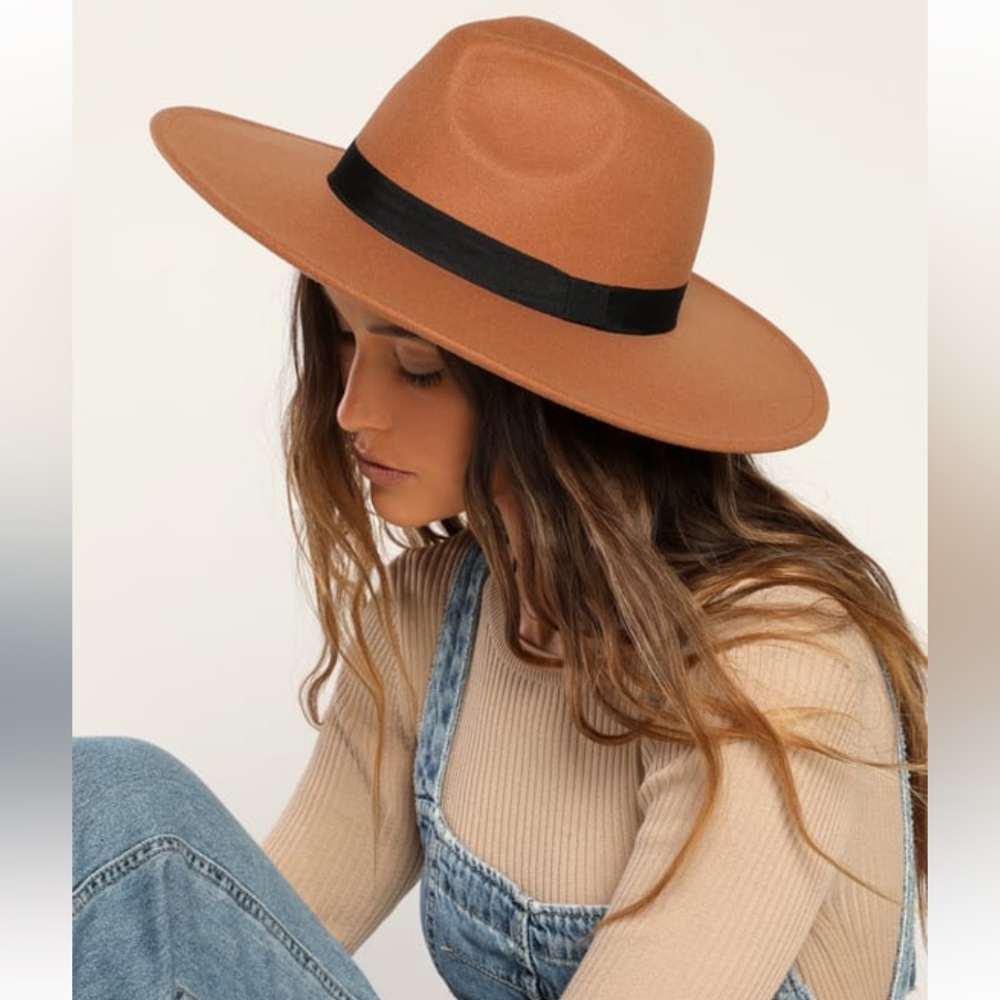 NWT Lulu’s Got a Feeling Tan Fedora Hat
